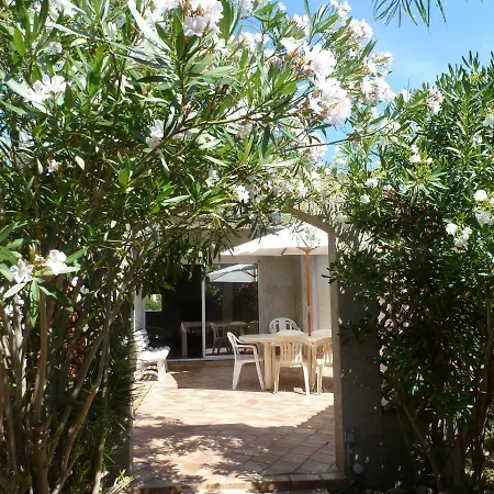 Holiday home Belle Classee 4 Etoiles Proche Avec Jardin